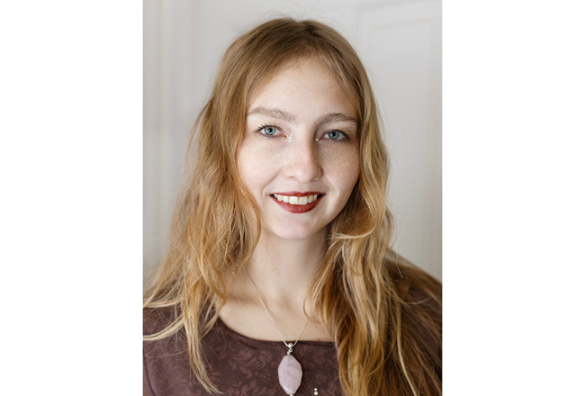 «Mākslā foršais ir tas, ka tā nav obligāti jāpadara par mārketinga stratēģiju vai produktu,» saka Keitija Bārbale.