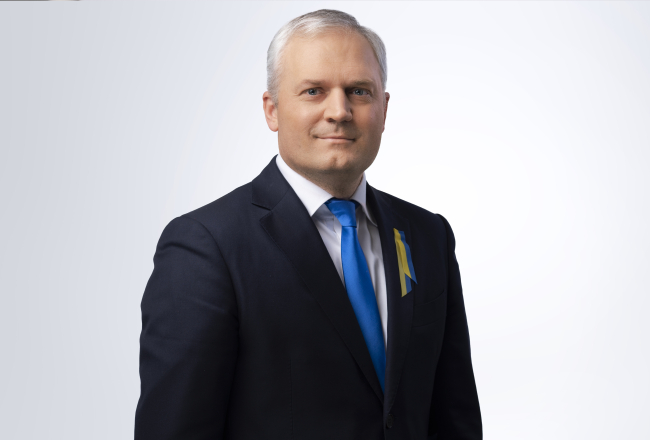 Kalevs Kallemets. Publicitātes attēls.