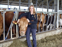 Bioloģisko liellopu audzētāja Dace Meldere uzskata, ka spēles noteikumi nav godīgi, jo Mercosur valstu lauksaimniekiem ir zemākas prasības.