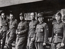 Latviešu leģiona 15. divīzijas 34. kājnieku pulka virsnieku grupa Bardovo apkārtnē Krievijā 1944. gada aprīlī