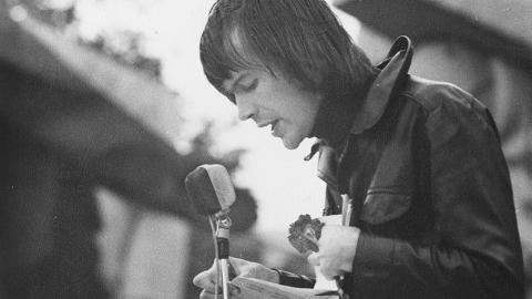 Hermanis Marģers Majevskis Dzejas dienās Liepājā 1982. gadā. Rakstniecības un mūzikas muzeja krājums