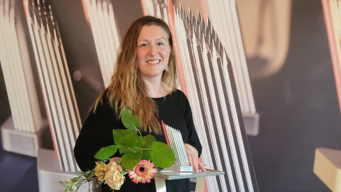 Ir žurnāliste Ilze Šķietniece Latvijas Žurnālistu asociācijas «Izcilības balvas 2025» pasniegšanas ceremonijā.