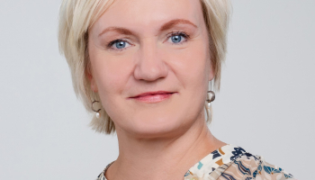 Laura Dumbere