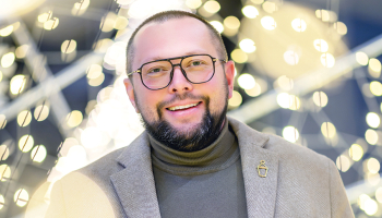 Esmu no tiem cilvēkiem, kas pieaugušā dzīvē dara to, ko bērnībā izsapņojis, saka December Design dibinātājs Kristaps Štobis.