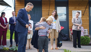 Jau 2023. gadā Save Ukraine atklāja pirmo moduļu māju ciematu, kur no Krievijas atgūtie bērni kopā ar ģimenēm var palikt, lai saņemtu rehabilitāciju