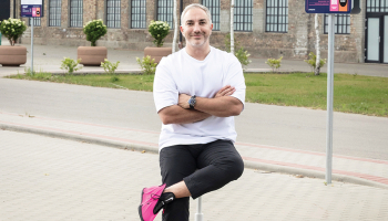 Tarifus par stāvvietu izmantošanu nosaka, ņemot vērā pašvaldības noteikto zonējumu, konkurentu cenas un noslodzi, stāsta uzņēmuma Park Expert dibinātājs Edgars Kalējs.