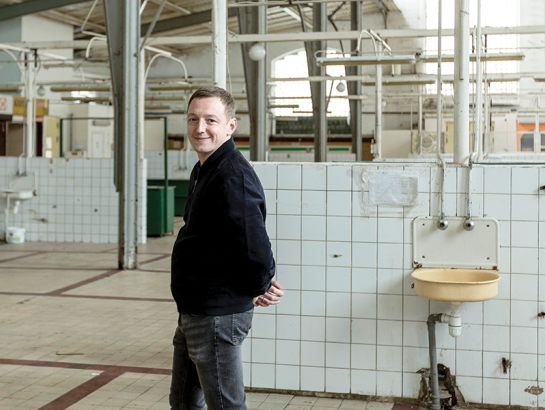 Apvienotajos Arābu Emirātos reģistrētā uzņēmuma GD&L Services un investora pārstāvis Vladlens Jakovļevs Vidzemes tirgus piena paviljonā.