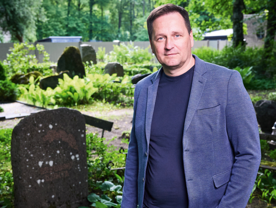 Miks Blate, 
SIA Cemety dibinātājs un vadītājs.

