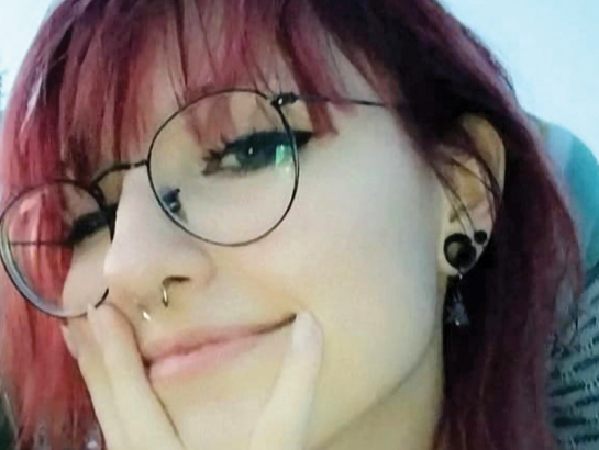 Šī Luīzes fotogrāfija mammai ir pati mīļākā.