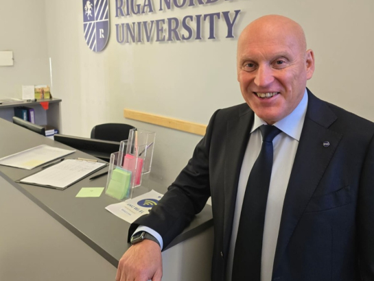 Romans Djakons. Publicitātes foto.