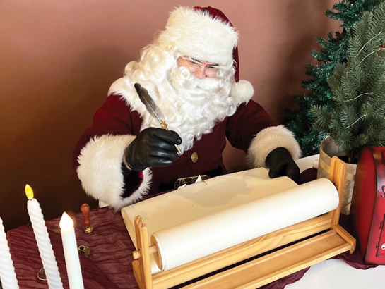 Ziemassvētku vecītis, kas Instagram atrodams kā @Salatevs, pēdējā laikā novērojis, ka pieaugušie cits citam dāvina nevis lietas, bet gan piedzīvojumus vai īpaši kopā pavadītu laiku.