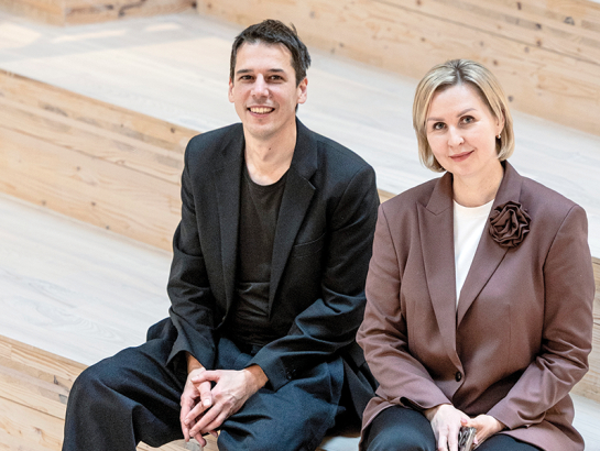 Arhitekts Miķelis Putrāms un bērnudārza direktore Jūlija Ivanova bērnudārza tapšanā pārvarējuši daudzus šķēršļus.