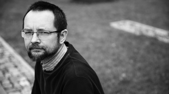 «Būt atdzejotājam ir milzīga atbildība,» atzīst Māris Salējs.
Foto — Matīss Markovskis