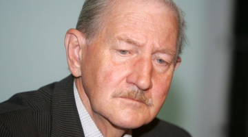 Attēlā: Aivars Endziņš.