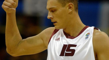 Andris Biedriņš. Foto: Romāns Kokšarovs, F64