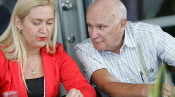 NEPLP priekšsēdētājs Abrams Kleckins un Dace Buceniece, Foto: Lauris Vīksne, F64