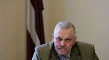 Reinis Hofmanis, F64