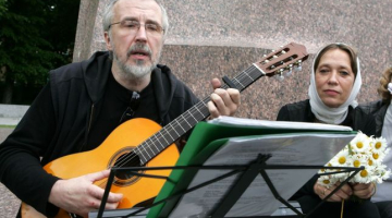 Līga (L) un Kaspars (K) Dimiteri. Autore - Ieva Čīka, LETA