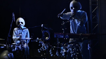 Grupa &quot;Instrumenti&quot; koncertā Sapņu Fabrikā, 2010.gads. Foto: Gints Ivuškāns