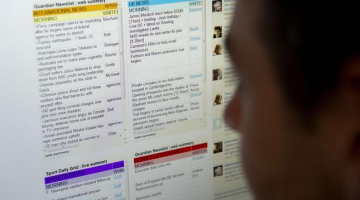 Britu "The Guardian" ziņu slejas internetā. Foto: AFP/LETA
