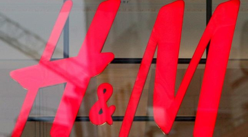 H&M logo. Foto: EPA/LETA