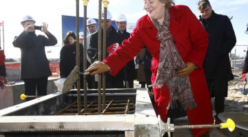 Nelija Jezdakova VID jaunās ēkas pamatakmens ielikšanas ceremonijā. Foto: Dmitrijs Suļžics, F64