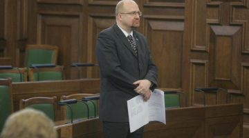 Jānis Saliņš, F64