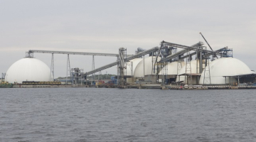 Rīgas brīvosta. Foto: Andrejs Strokins, F64
