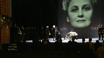 Atvadas Nacionālajā teātrī no aktrises Veltas Līnes. Foto: Emīls Desjatņikovs, F64