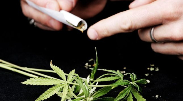 Kristaps Kuhaļskis, F64