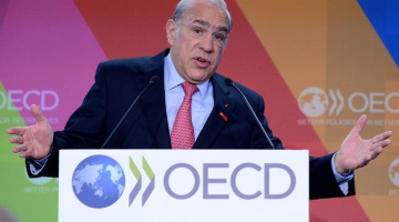 OECD ģenerālsekretārs Hosē Gurija. Foto: EPA/LETA