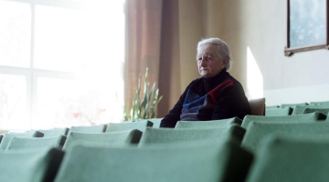 Vientuļa pensionāre. Foto: Edijs Pālens, LETA