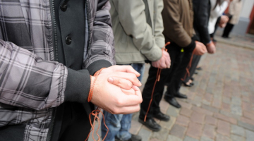 Studentu protests ceturtdien pie Saeimas komisiju ēkas. Foto: Lita Krone, LETA