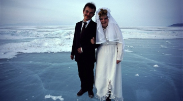 2014_09_sarah-leen-baikal-weddingcouple-1-media-large.jpg