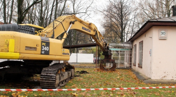 Stradiņa slimnīcas veco korpusu nojaukšana. Foto: Kaspars Krafts, F64