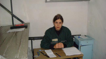 Nadežda Tolokoņņikova cietumā. Foto: AFP/LETA