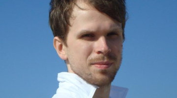 Toms Kreicbergs. Publicitātes foto