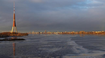 Latvijas televīzijas tornis. Foto: Gatis Gierts, F64