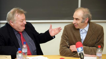 Baltijas Starptautiskā ekonomikas politikas studiju centra direktors Alfreds Vanags (no kreisās) un Latvijas Universitātes ekonometrijas profesors Mihails Hazans preses konferencē pēc prezentācijas "Strukturāls vai ciklisks? Bezdarbs Latvijā kopš 2008.-2009.gada krīzes" par jaunākajiem pētījumiem par Latvijas darba tirgu. Foto: Ieva Čīka, LETA