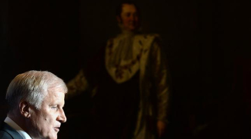 Bavārijas premjerministrs Horsts Zēhofers (CDU) pēc vēlēšanām. Foto: AFP/LETA