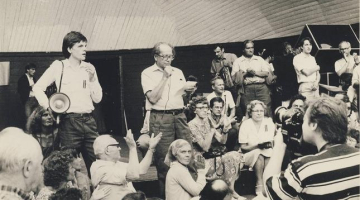 Eduards Berklavs LNNK dibināšanas sapulcē 1988.gada jūlijā. Publicitātes foto no Okupācijas muzeja krājuma