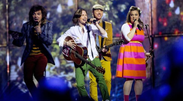 Grupa "Aarzemnieki" uz Eirovīzijas skatuves. Foto: AFP/LETA