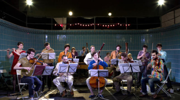 "Andromeda Mega Express Orchestra". Publicitātes foto