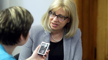Izglītības ministre Ina Druviete. Foto: Ieva Čīka, LETA