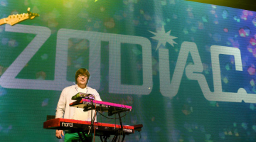 Jānis Lūsēns "Zodiac" koncertā pagājuša gada oktobrī. Foto - Gints Ivuškāns, F64