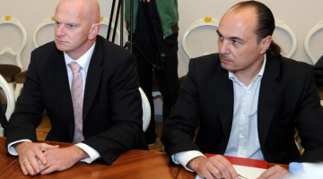 NA deputāti Gaidis Bērziņš (no kreisās) un Imants Parādnieks. Foto: Ieva Čīka, LETA