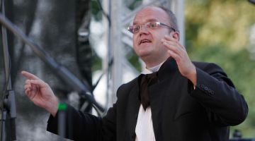 Diriģents Māris Sirmais. Publicitātes foto