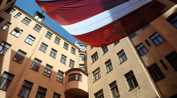 Stūra mājas jeb bijušās VDK ēkas iekšpagalmā. Foto: Ieva Lūka, LETA