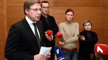 Rīgas mērs Nils Ušakovs preses konferencē pēc Zolitūdes traģēdijas. Foto: Ieva Čīka, LETA