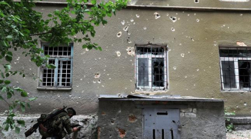 Semjonovkas hospitāli netālu no Slovjanskas prokrieviskie separātisti apšaudīja tieštēme'jumā. Foto: AFP/LETA